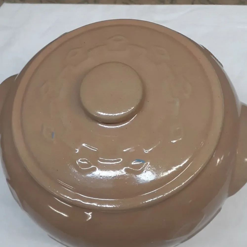 Monmouth Native American‎ design cookie jar/Bean pot by Western stoneware